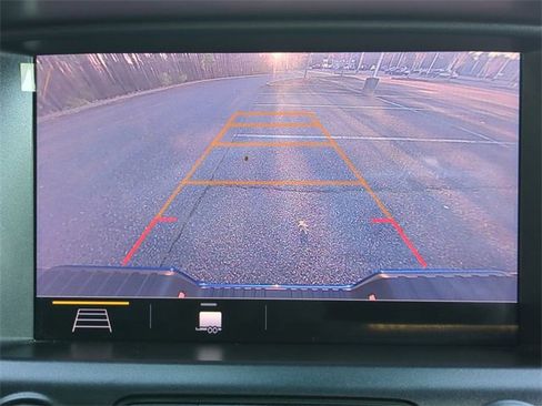 Used 2022 Chevrolet Colorado LT w/ Trail Boss Package image 20