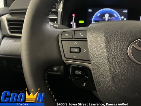 New 2026 Toyota Camry SE FWD image 29