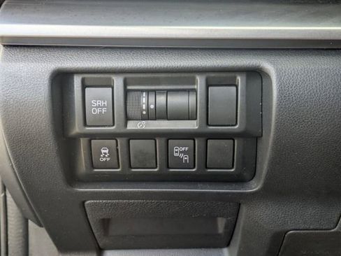 Used 2018 Subaru Crosstrek 2.0i Limited w/ Popular Package #2 image 14