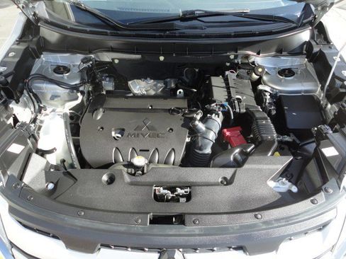 Used 2020 Mitsubishi Outlander Sport ES image 22