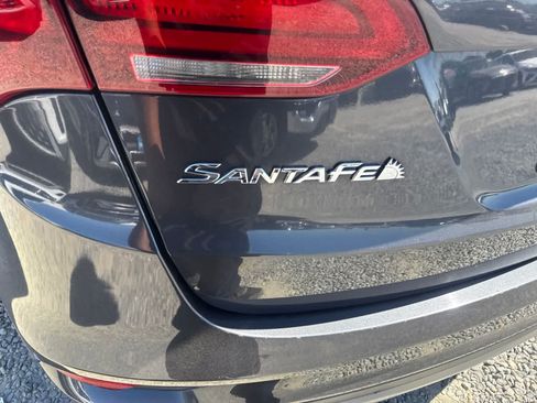 Used 2017 Hyundai Santa Fe Sport FWD image 13