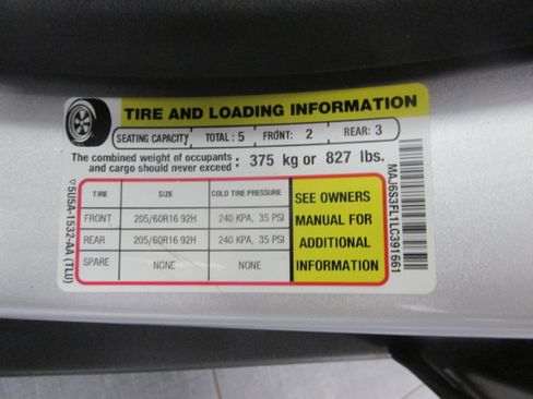 Certified 2020 Ford EcoSport S image 39