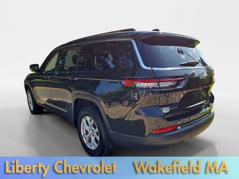 Used 2023 Jeep Grand Cherokee L Limited AWD/4WD image 9