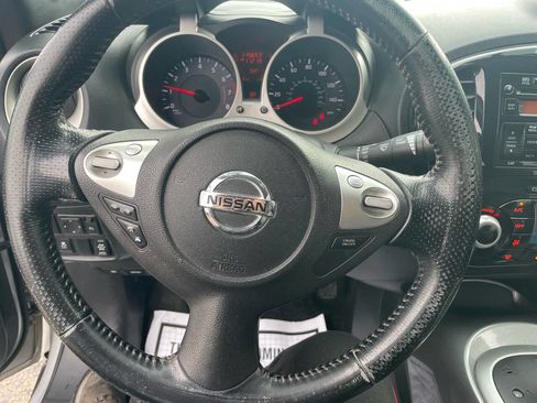 Used 2013 Nissan Juke SV image 16