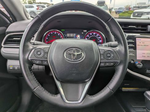 Used 2019 Toyota Camry XSE image 23