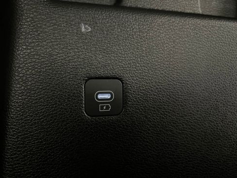 Used 2025 Kia Telluride S image 34