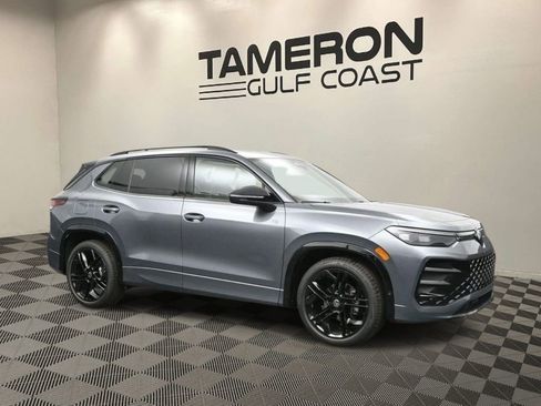 New 2026 Volkswagen Tiguan SE R-Line FWD image 1