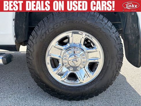 Used 2024 RAM 3500 Tradesman w/ Chrome Appearance Group AWD/4WD image 32