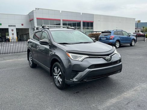 Used 2018 Toyota RAV4 LE w/ All Weather Liner Package AWD/4WD image 3