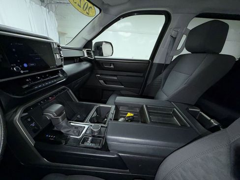 Used 2023 Toyota Tundra SR5 w/ SR5 Convenience Package AWD/4WD image 22