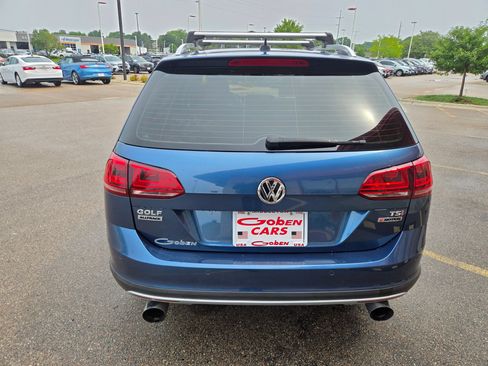 Used 2017 Volkswagen Golf Alltrack SE AWD/4WD image 5