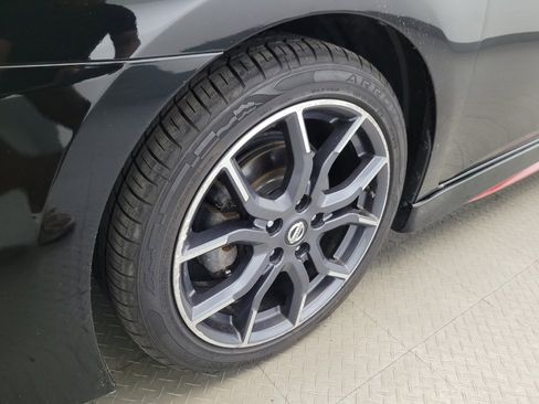 Used 2018 Nissan Sentra NISMO FWD image 31