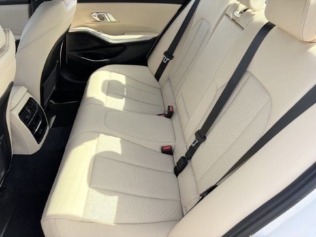 Certified 2023 BMW 330i Sedan w/ Premium Package RWD image 19
