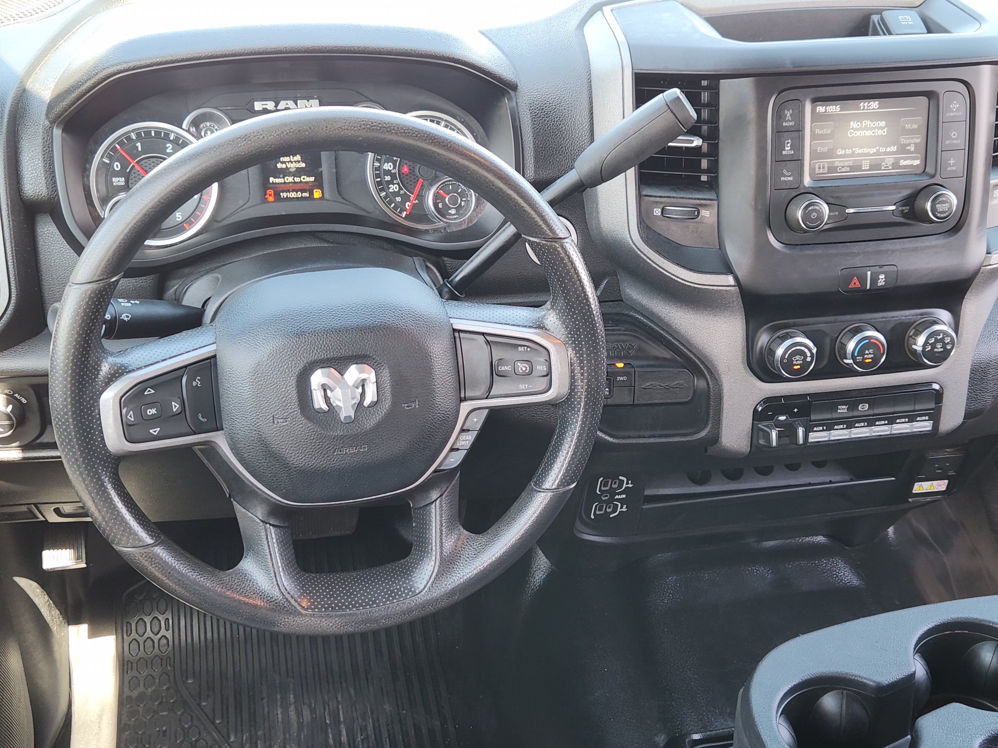 Used 2024 RAM 2500 Tradesman w/ Chrome Appearance Group AWD/4WD image 26