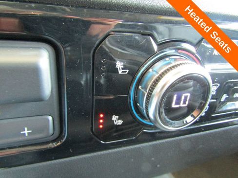 Used 2025 GMC Sierra 1500 SLT AWD/4WD image 19