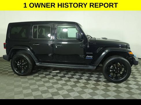 Used 2023 Jeep Wrangler Unlimited Sahara w/ Cold Weather Group AWD/4WD image 3