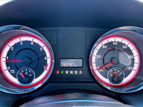 Used 2013 Dodge Grand Caravan SE FWD image 26