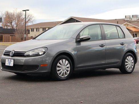 Used 2014 Volkswagen Golf 2.5L image 11