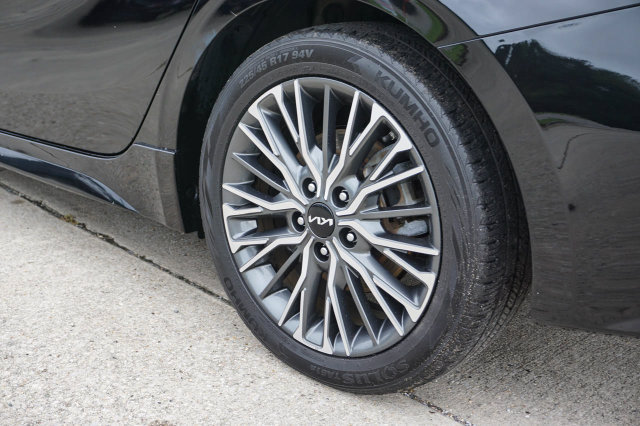 Used 2022 Kia Forte GT-Line w/ GT-Line Premium Package FWD image 8