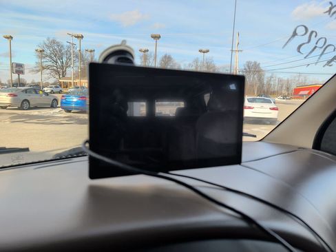 Used 1999 Ford E-150 and Econoline 150 image 13