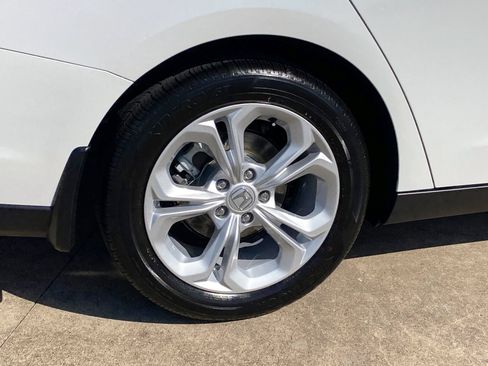 Used 2026 Honda Accord LX image 8