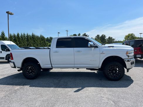 Used 2021 RAM 2500 Laramie AWD/4WD image 2