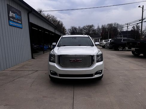 Used 2016 GMC Yukon XL Denali w/ Open Road Package image 13