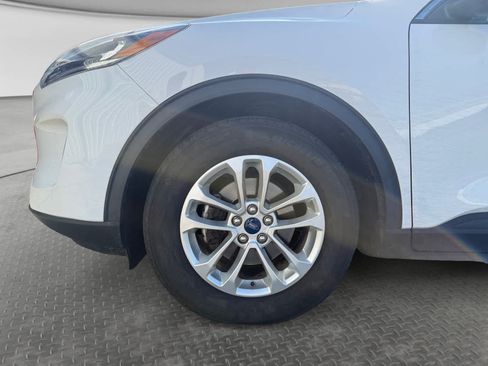 Used 2022 Ford Escape SE FWD image 9