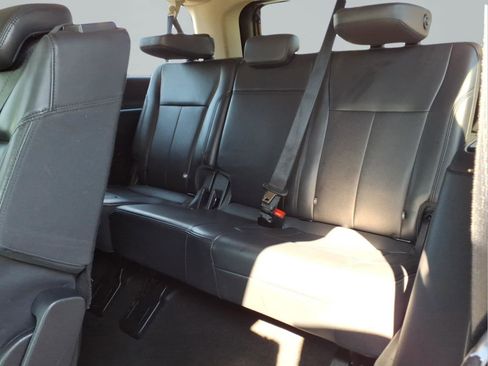 Used 2024 Ford Expedition Max XLT image 29