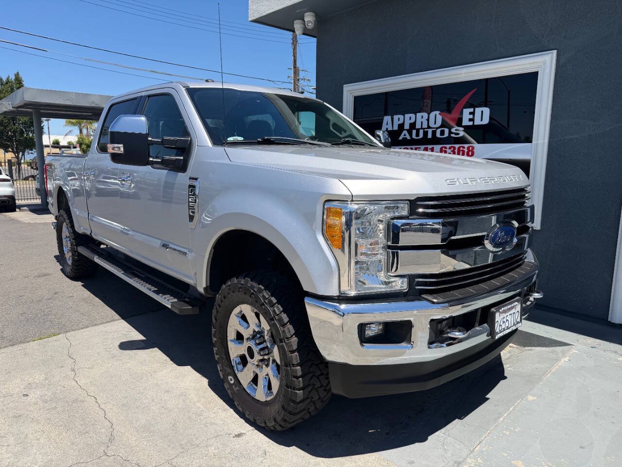 Used 2017 Ford F250 Lariat w/ Chrome Package AWD/4WD image 1