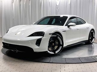 Used 2022 Porsche Taycan video 1
