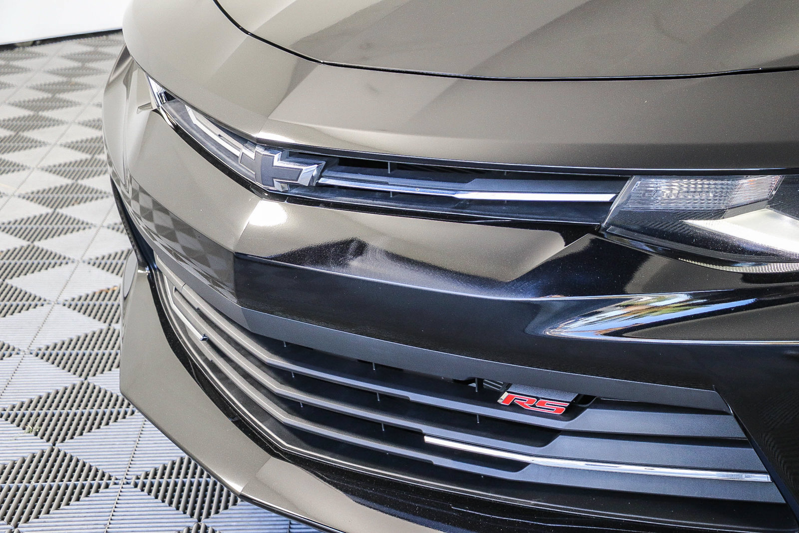 Used 2016 Chevrolet Camaro LT w/ RS Package RWD image 5