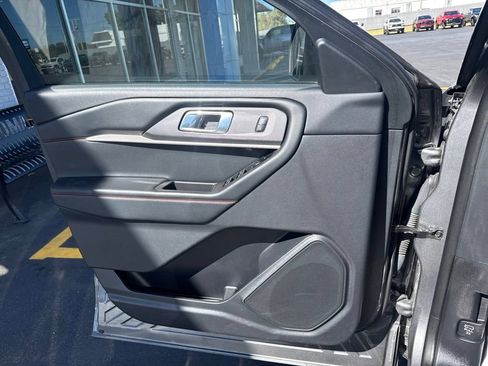 Used 2025 Ford Explorer ST-Line AWD/4WD image 16