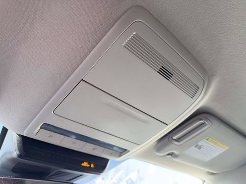 Used 2025 MAZDA CX-50 AWD 2.5 S w/ Preferred Package image 33