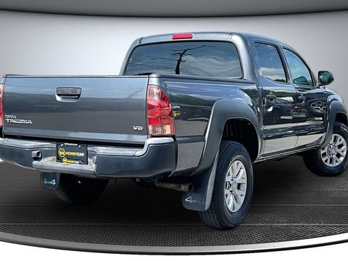 Used 2013 Toyota Tacoma 4x4 Double Cab image 6