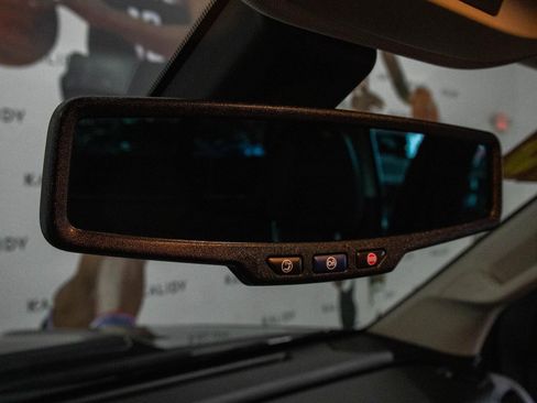 Used 2018 Chevrolet Colorado ZR2 w/ ZR2 Midnight Special Edition image 11