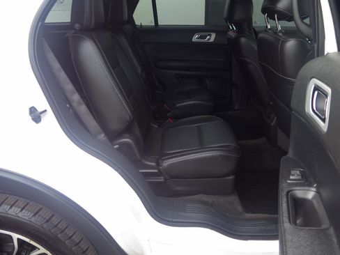 Used 2015 Ford Explorer Sport w/ Equipment Group 401A AWD/4WD image 13