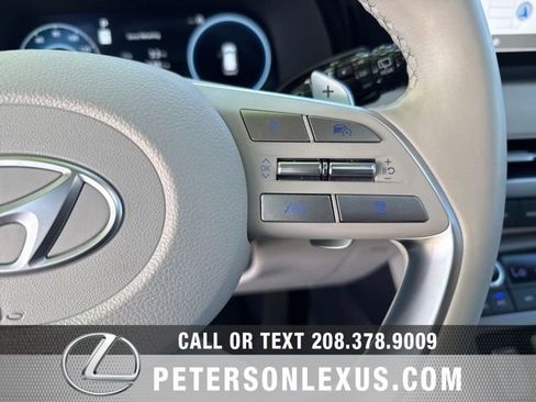 Used 2025 Hyundai Palisade Limited AWD/4WD image 29