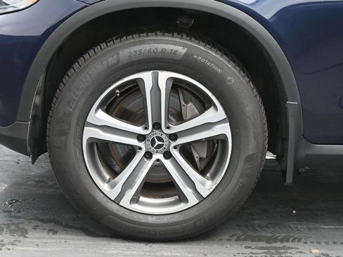 Used 2019 Mercedes-Benz GLC 300 4MATIC image 30