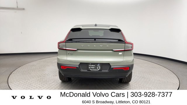 Used 2023 Volvo C40 P8 Recharge Plus w/ Climate Package AWD/4WD image 3