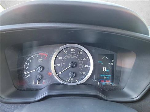 Used 2022 Toyota Corolla LE FWD image 16