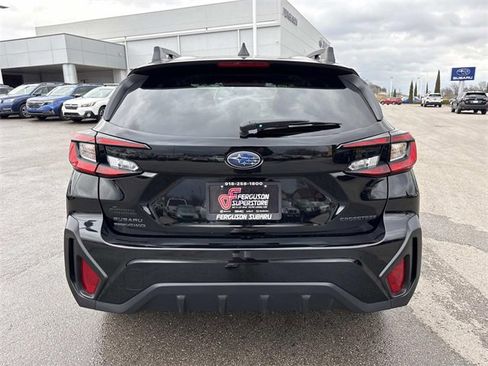 Used 2026 Subaru Crosstrek 2.0i Premium image 4