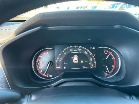 Used 2024 Toyota RAV4 XLE image 20