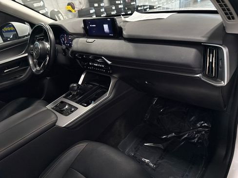 Used 2024 MAZDA CX-90 Plug-In Hybrid w/ Preferred AWD/4WD image 18
