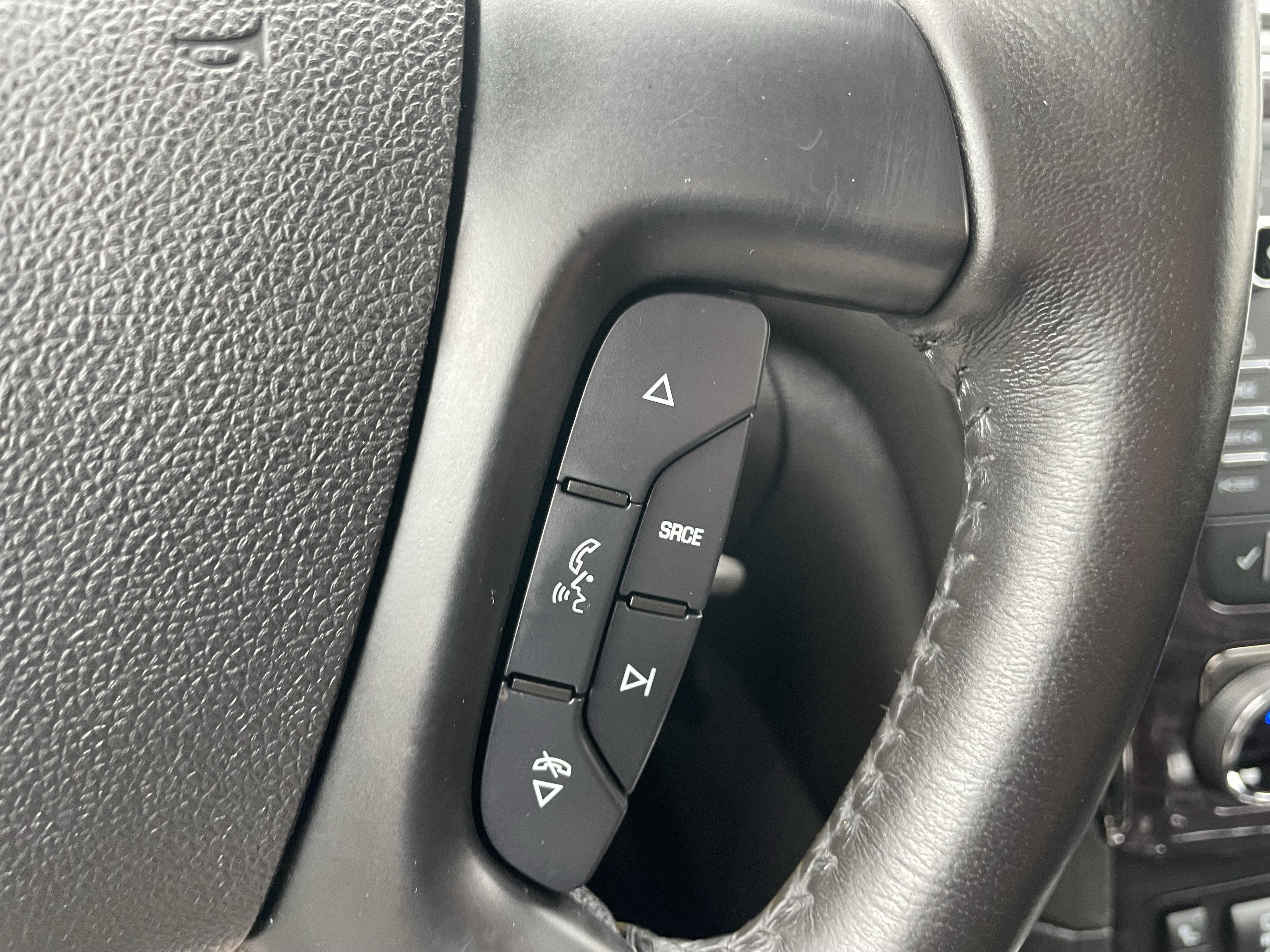 Used 2017 Buick Enclave Leather AWD/4WD image 16