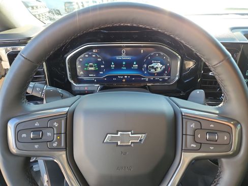 Used 2024 Chevrolet Silverado 1500 ZR2 w/ Technology Package image 20