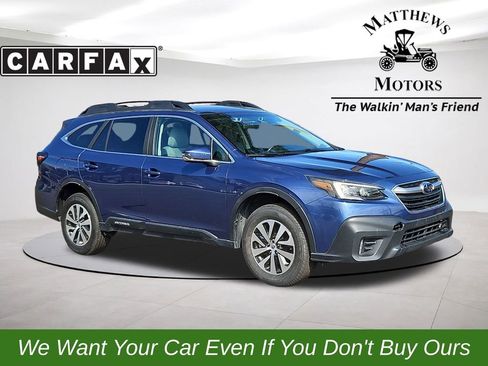 Used 2021 Subaru Outback Premium image 1