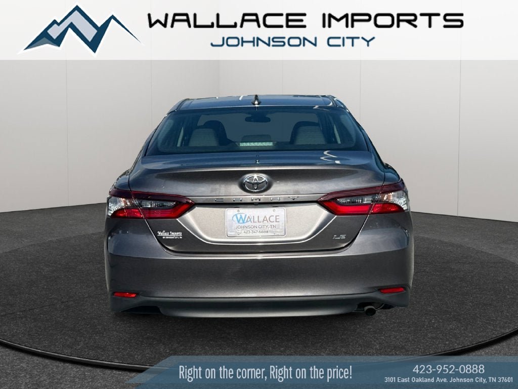 Used 2023 Toyota Camry LE FWD image 4