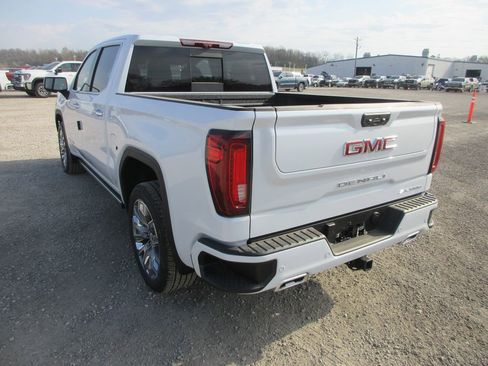 New 2026 GMC Sierra 1500 Denali w/ Denali Reserve Package AWD/4WD image 7
