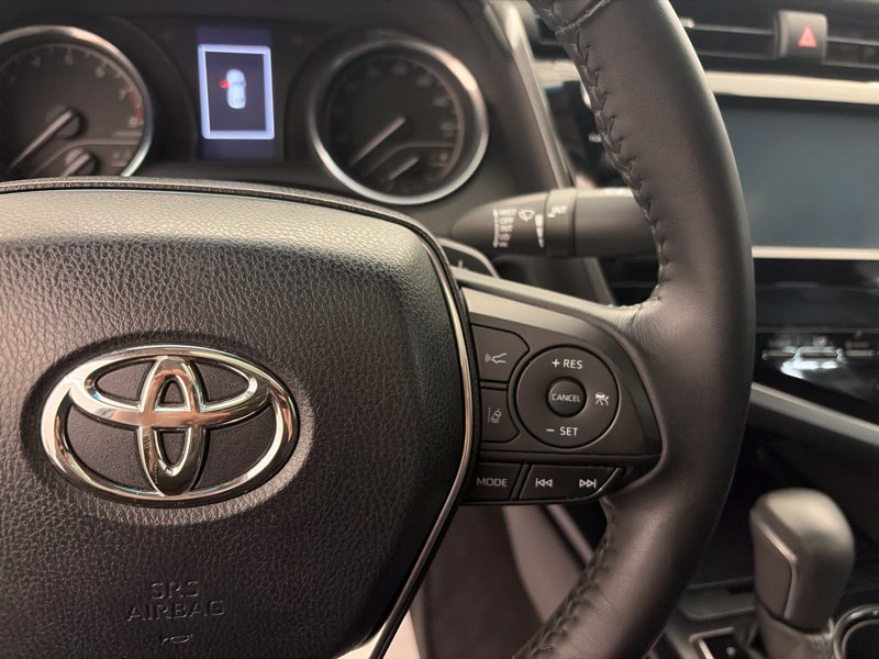 Used 2018 Toyota Camry SE w/ Moonroof Package FWD image 26